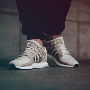 Откуда он появился?